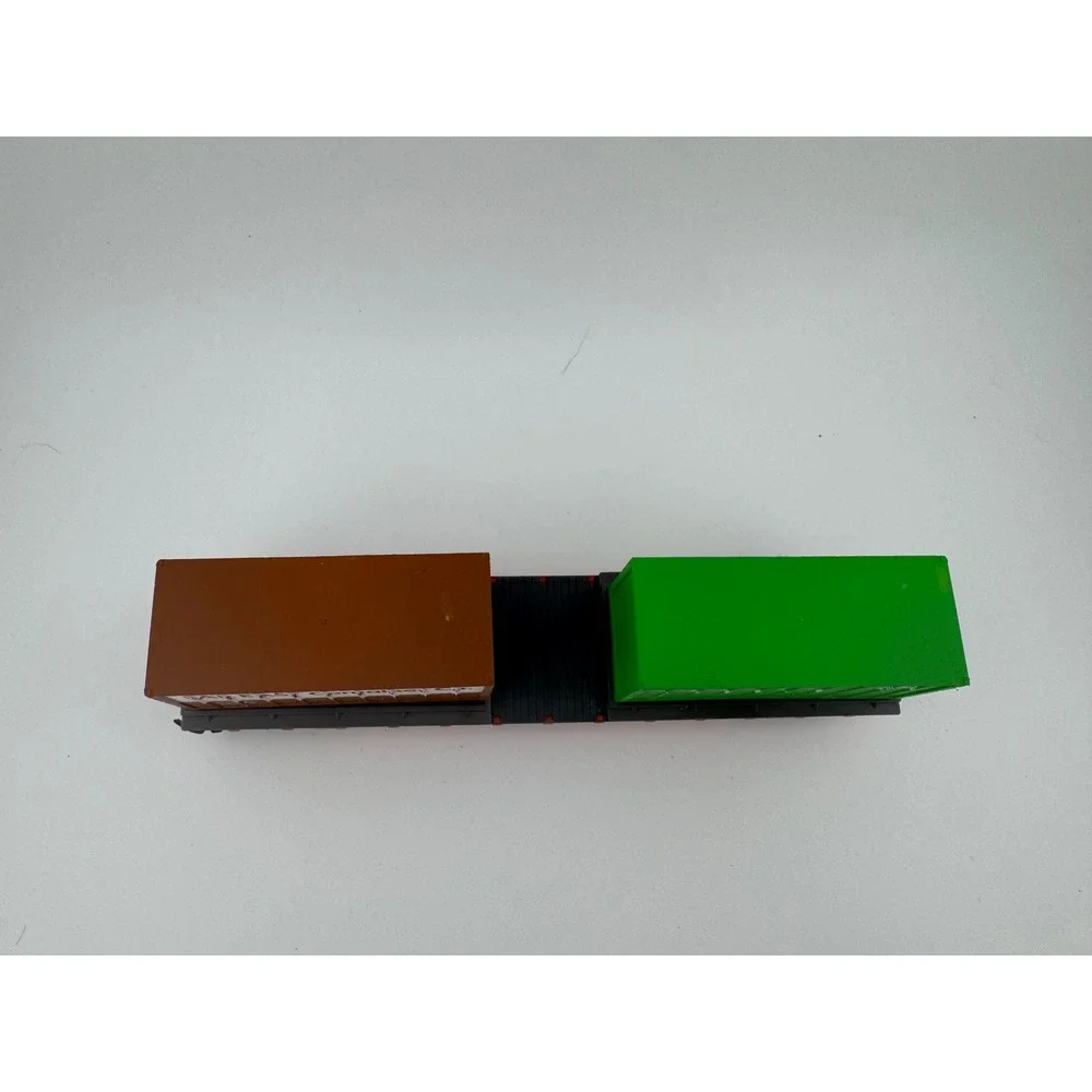 Illinois Central Gulf Flatcar with Evergreen & Far East Containers‎ HO Scale